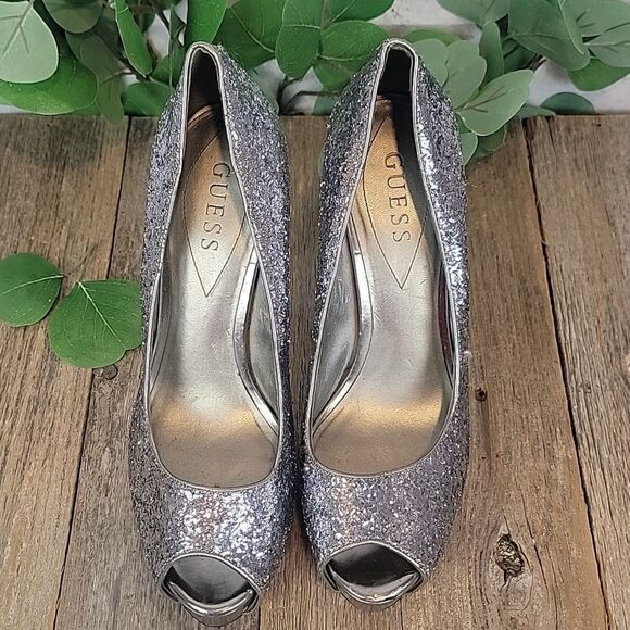 Guess Patches silver glitter platform pump Women's Size 8M - Picture 3 of 12